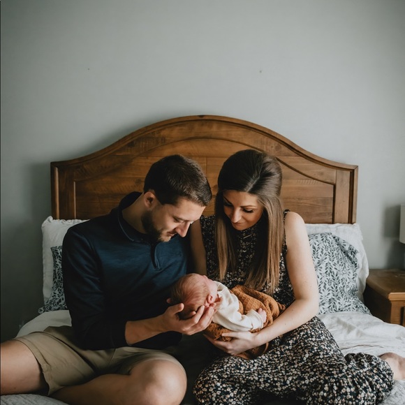 Meet your Posher, Kelli - Picture 1 of 3